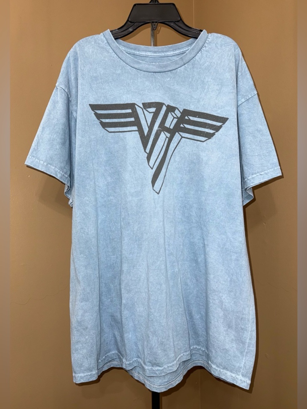 VAN HALEN 1984 Tour Vintage-Style Light Blue Graphic Men’s T-Shirt. Size XL.